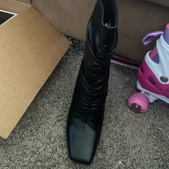 ❌❌SOLD❌❌SOLD❌❌NWB🔥Azalea Wang Crazy In Love Stiletto Booties🔥 - Picture 8 of 9